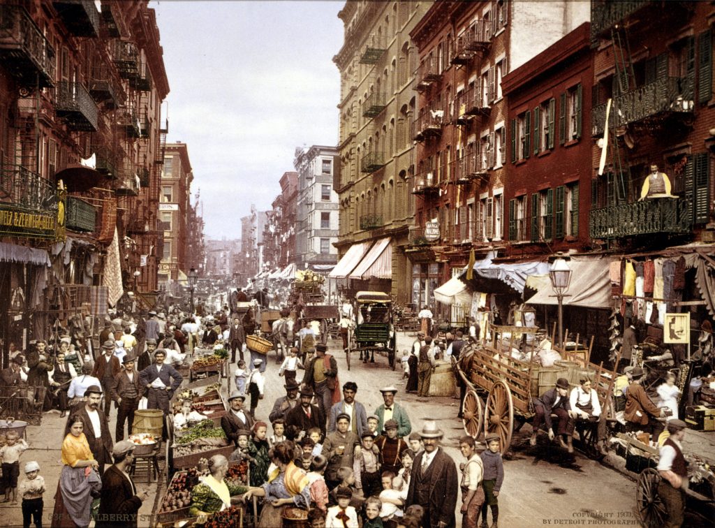 Mulberry_Street_NYC_c1900_LOC_3g04637u_edit